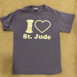 I love St. Jude T-shirt; great for a Tri Delta 💙💛